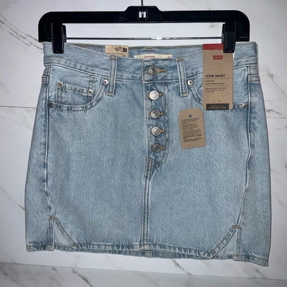 Levi's Dresses & Skirts - Levi’s Icon Skirt